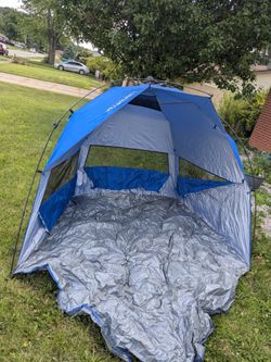 Beach tent