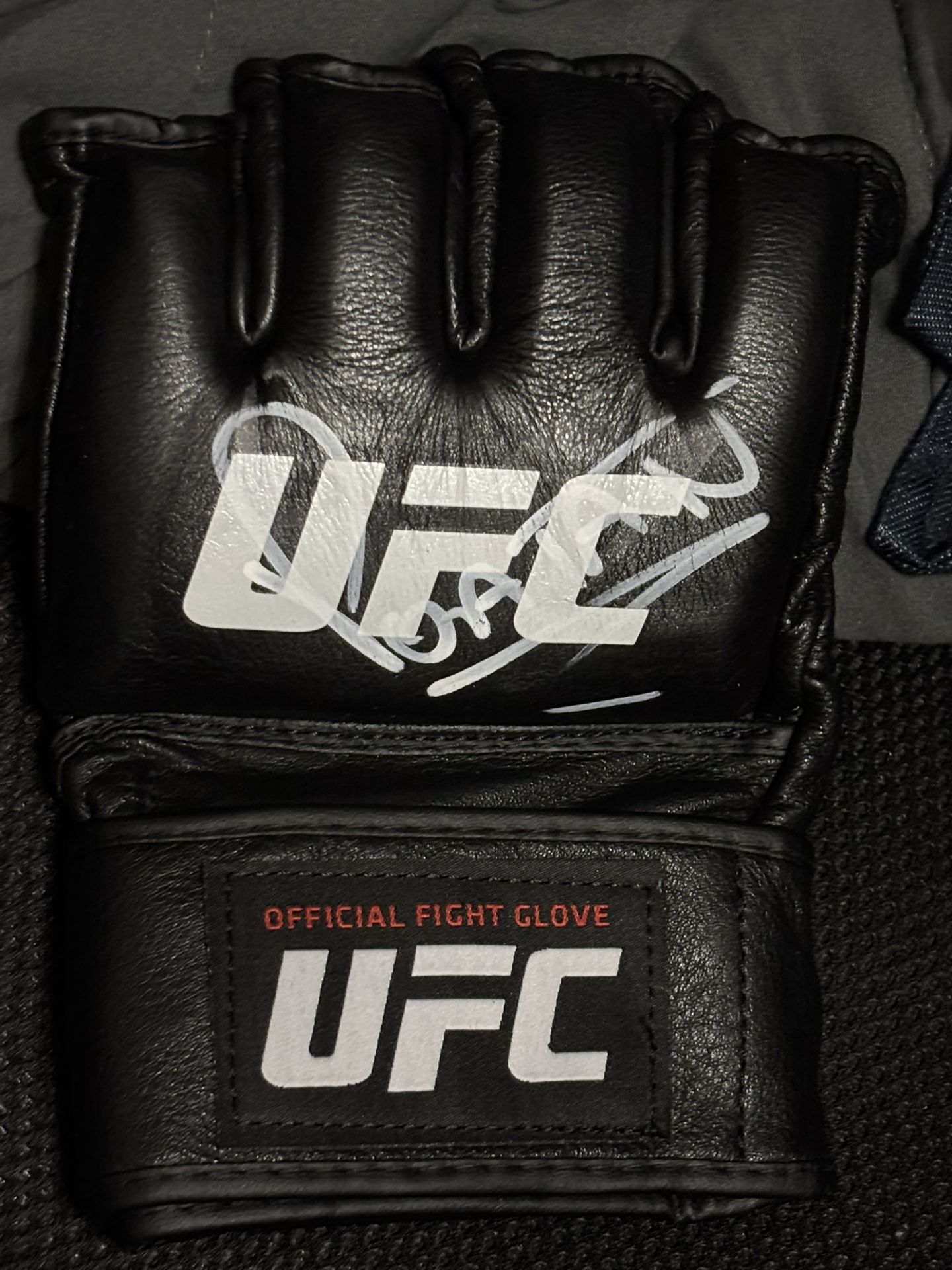 Alex “Poatan” Pereira Autograph UFC Official Glove PSA CO