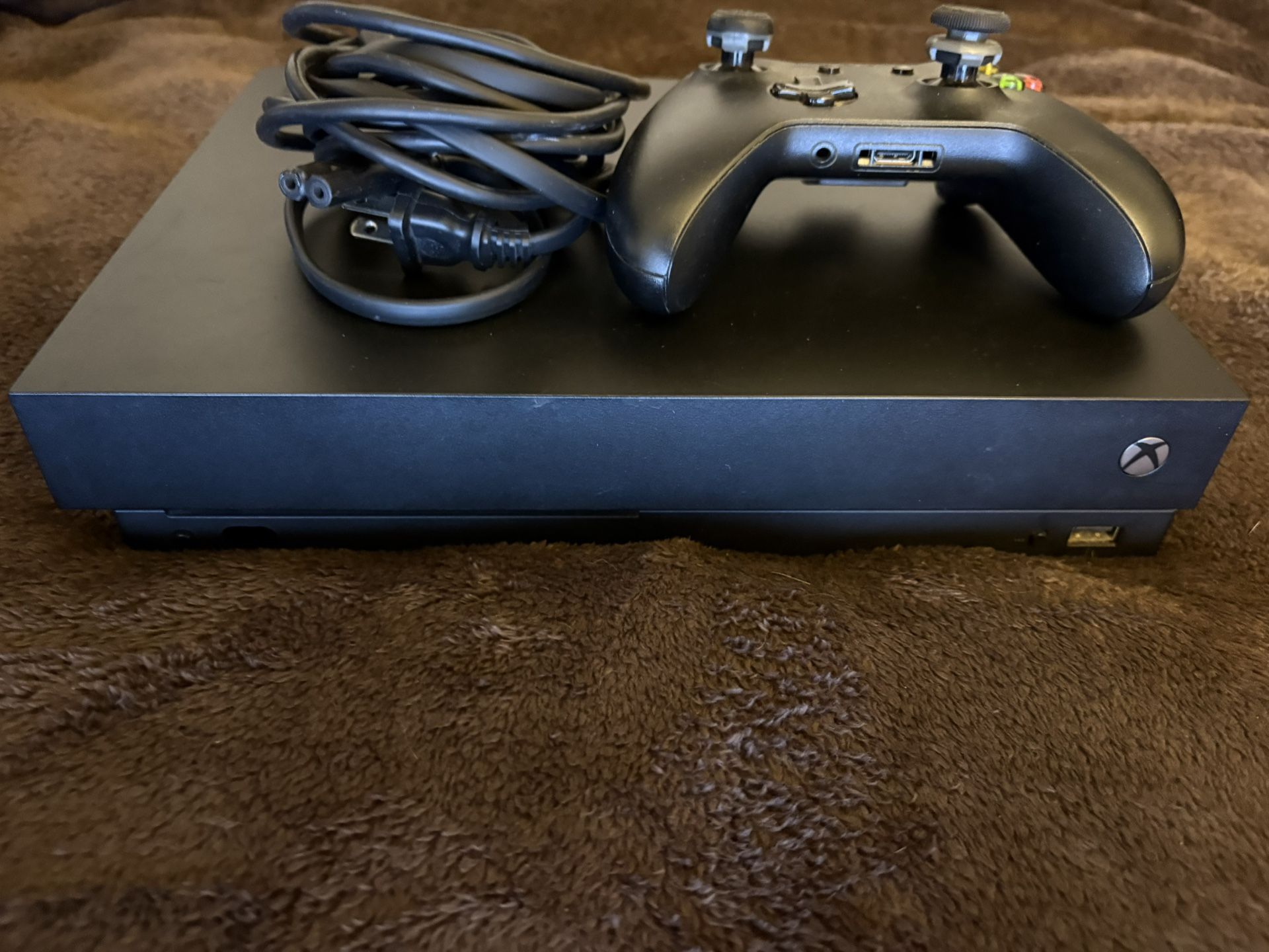 🎮 Xbox One X Bundle – $350 (Great Deal!)