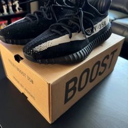 Adidas Yeezy Boost 350 V2 (Oreos) 