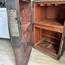 Vintage Chest/Wine Bar OBO