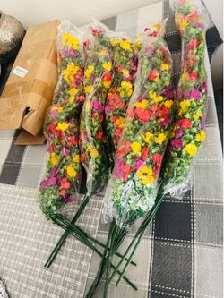 Artificial Daisy Flower Bouquets! 10 pack! Brand new! See all pics!