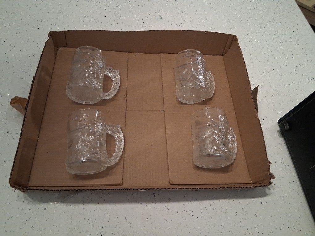Vintage McDonalds Batman Mugs Glass Set Of 4