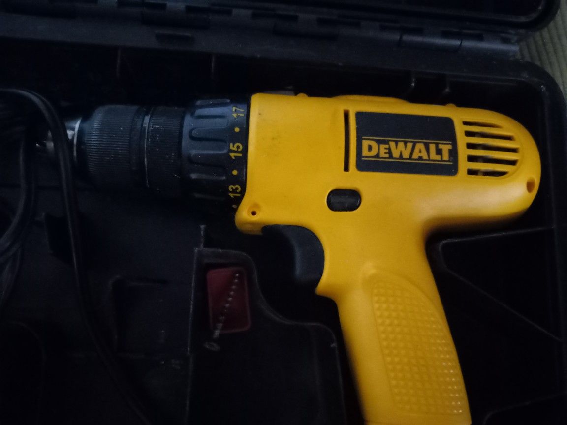 Dewalt 18 Volt Drill Barely Used