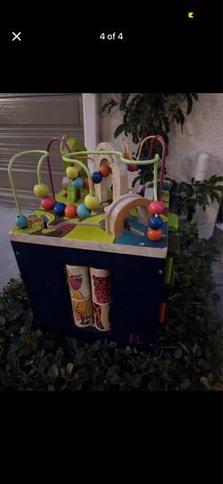 Battat activity cube
