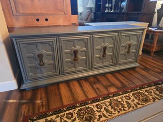 Stanley Furniture Credenza Sideboard