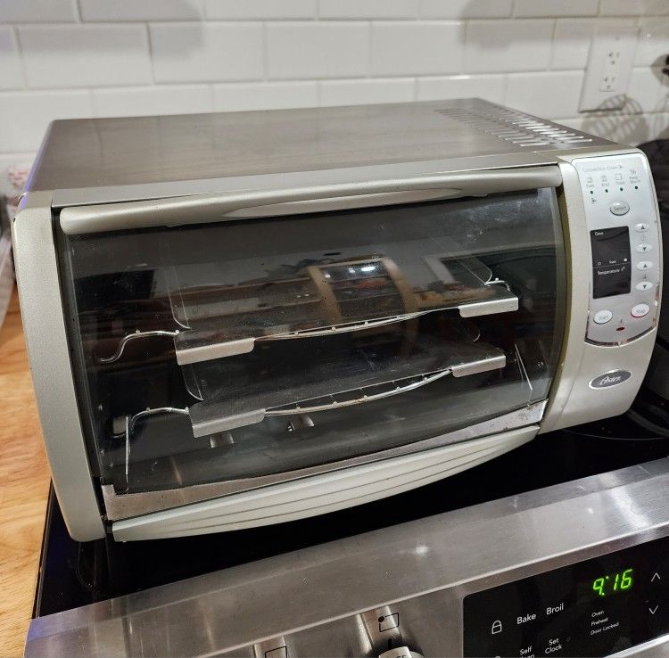 Oster Counter Convection Oven/ Toaster Oven