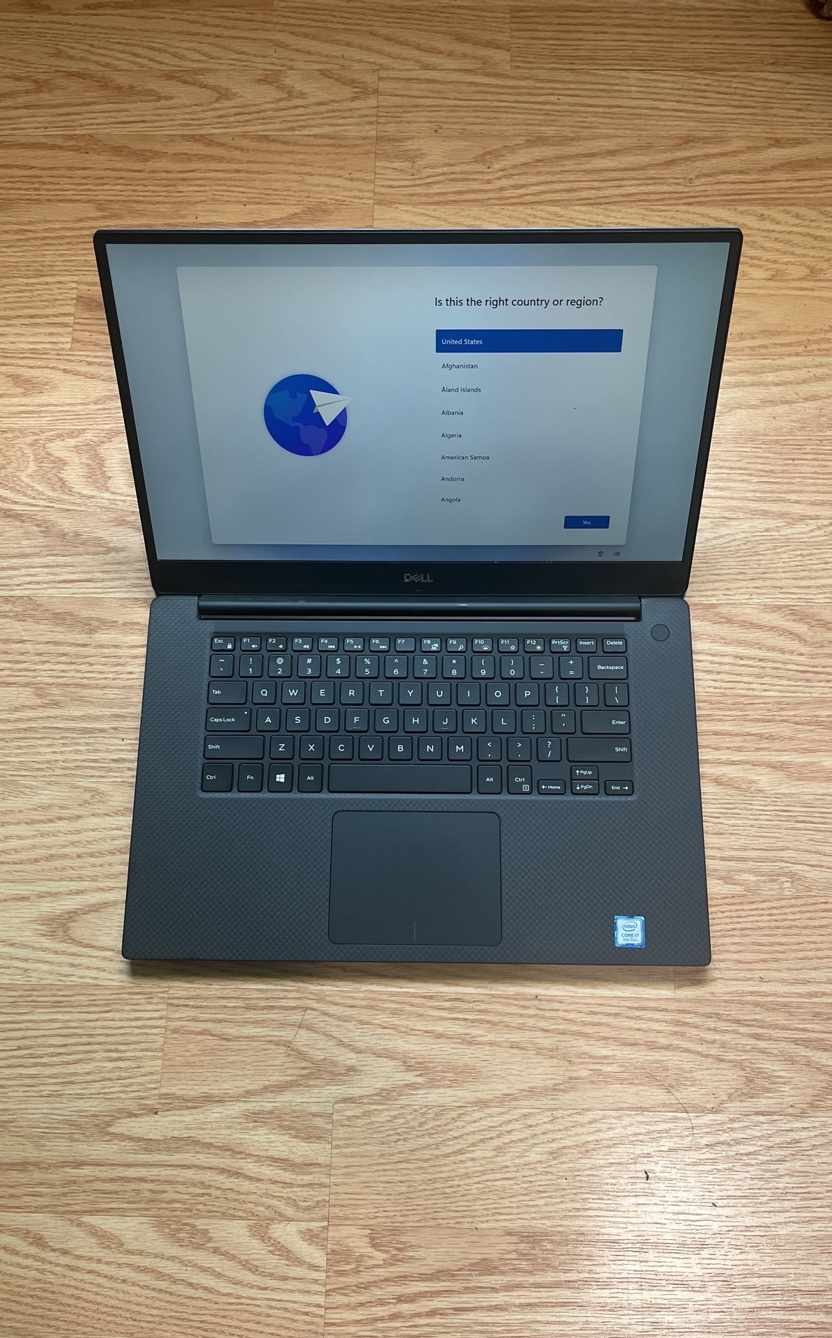 DELL XPS i7 15” 512GB 16GB Memory