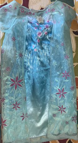 Disney Frozen- Elsa’s dresses
