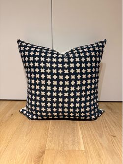 Designer Black & Ivory Pattern Throw Pillow
