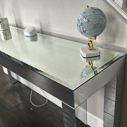 Mirrored Table