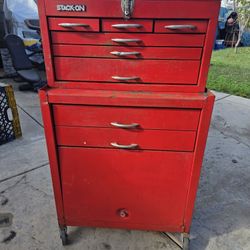 STACK-ON  8 DRAWERS TOOL BOX  TOP BOX 23" WIDE X10 1/2 DEEP AND 13"TALL BOTTOM BOX 25 WIDE X13 DEEP AND 28 3/4 TALL 