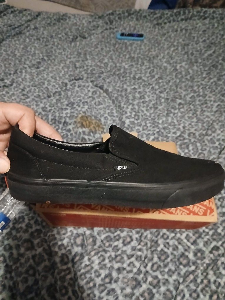 Van's Shoes Size 12