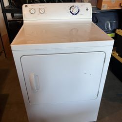 GE Gas Dryer White