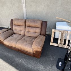 FREE ** LOVE SEAT ** FREE