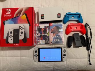 Nintendo Switch Oled with White Joy