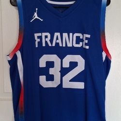 Jordan Brand Victor Wembanyama France 2024 Olympics Jersey #32 Size XL/52