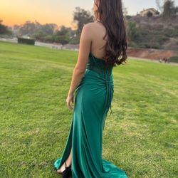 Formal dress (Emerald Green)