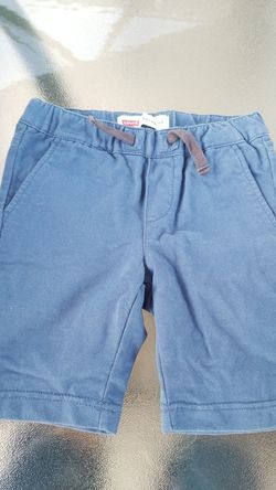 6 boys Levi's jogger shorts