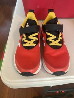 Mickey Mouse Adidas - Used 