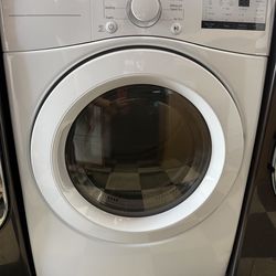 LG Frontload Gas Dryer in White 💚