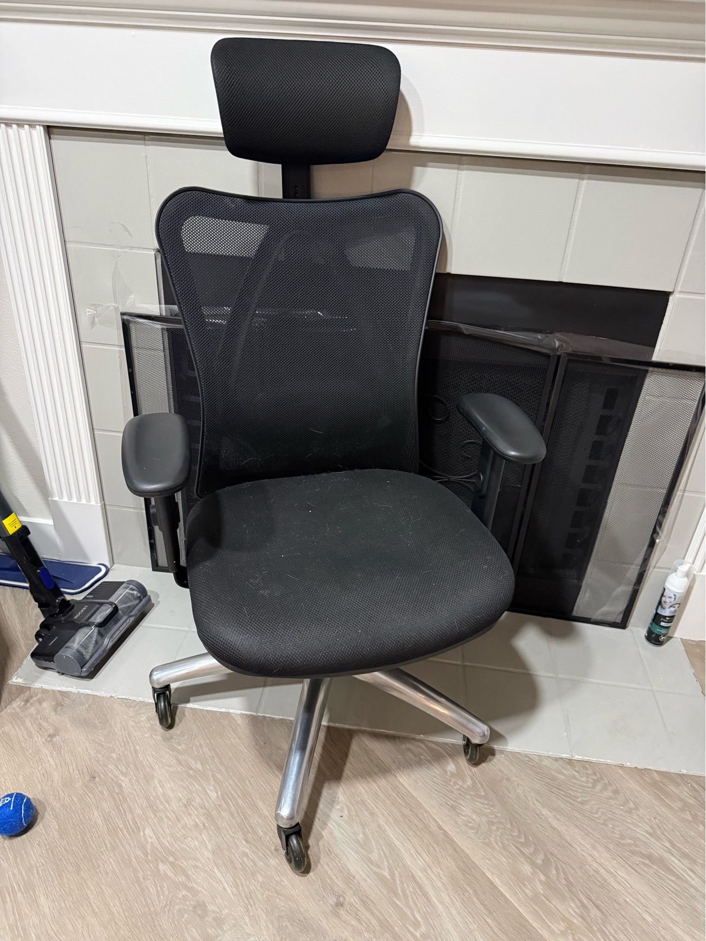 Desk chair