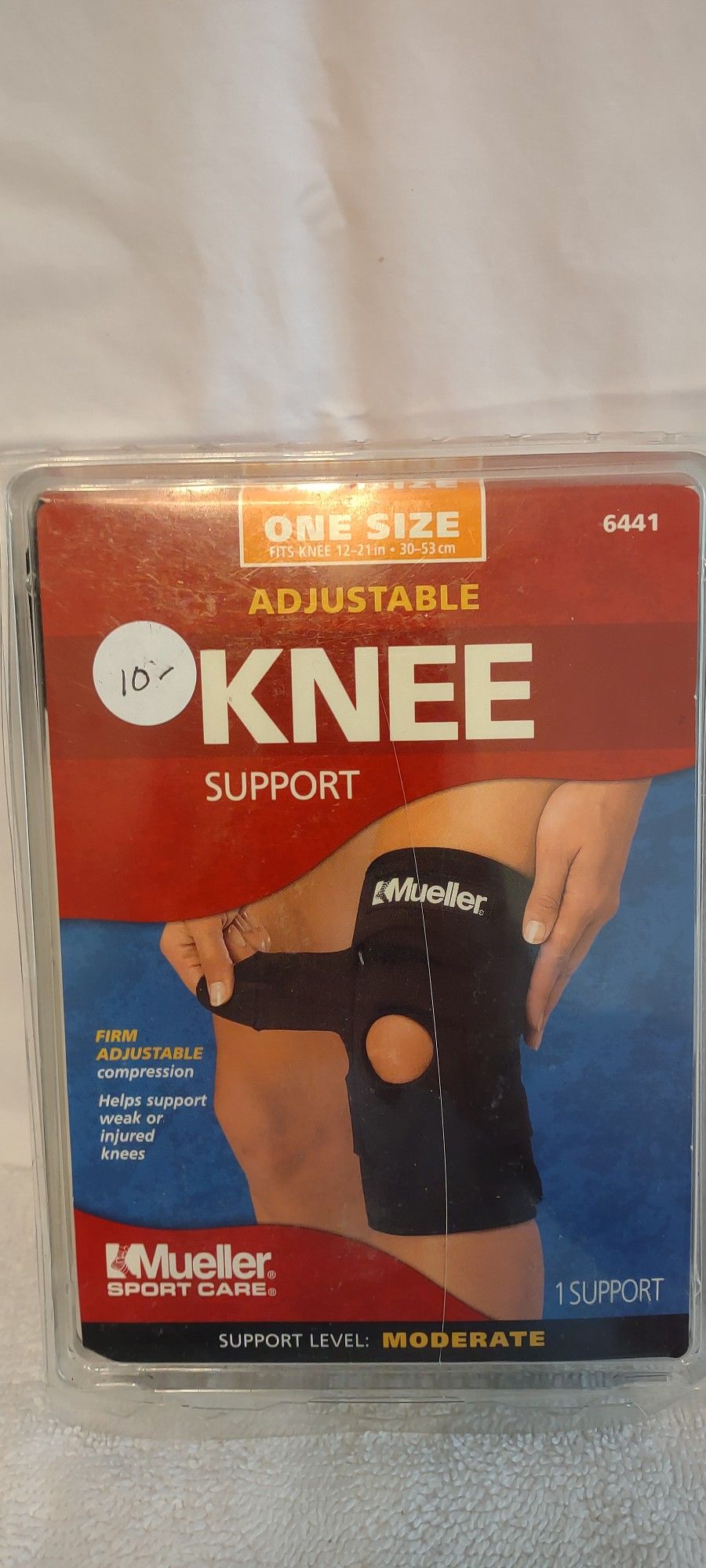 MUELLER CARE KNEE BRACE