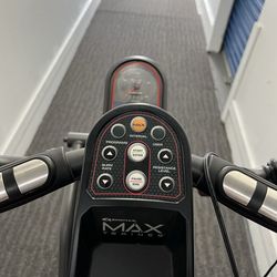 Bowles Max trainer M5