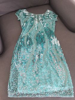 Sequin/Paillette embroidered CACHÉ, short dress