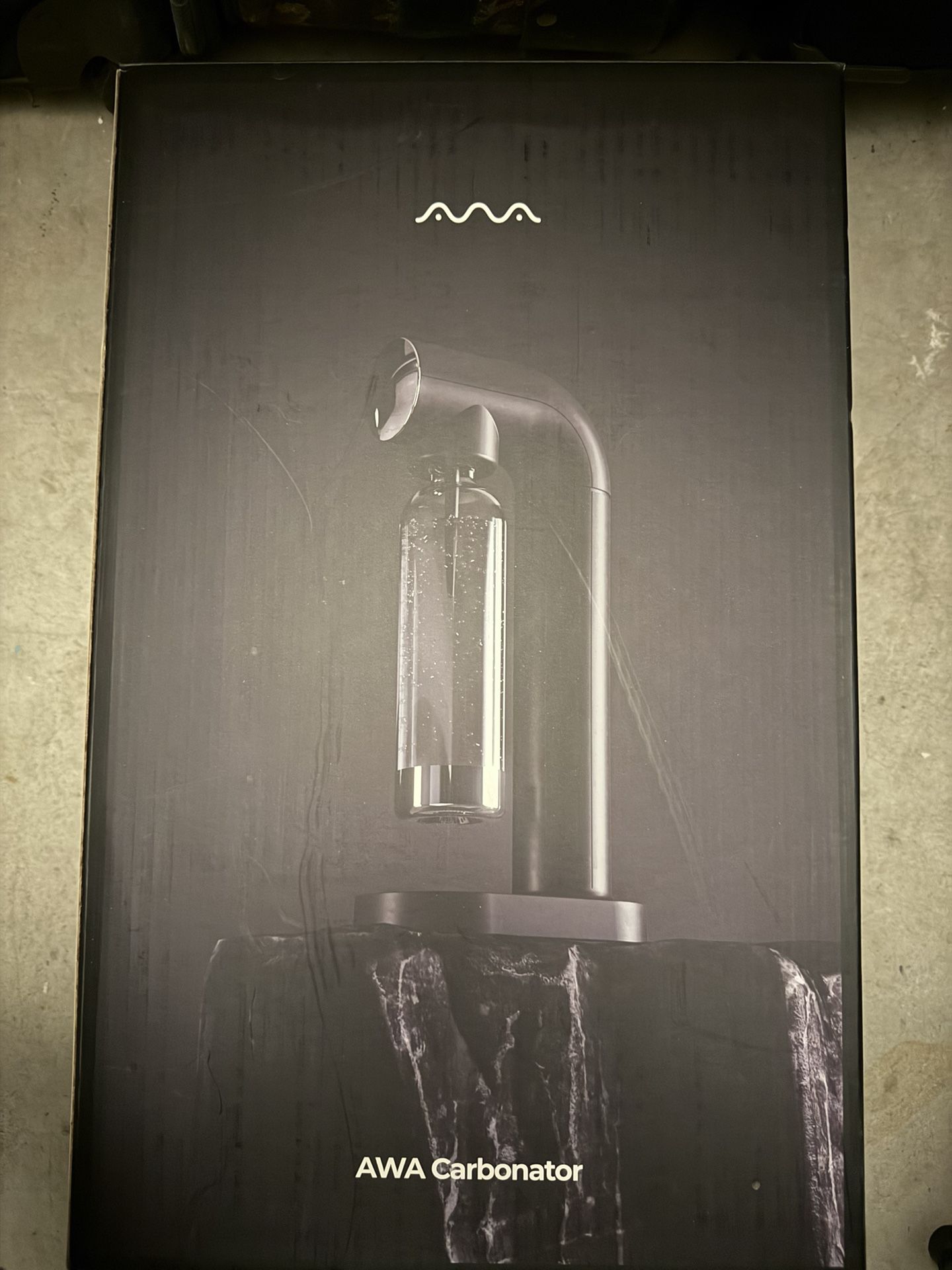 AWA Carbonator + Spare gas Tank