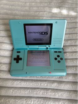 Turquoise Nintendo DS Phat (Excellent condition)