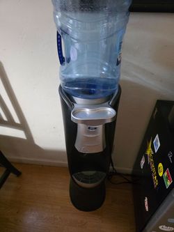 Water cooler