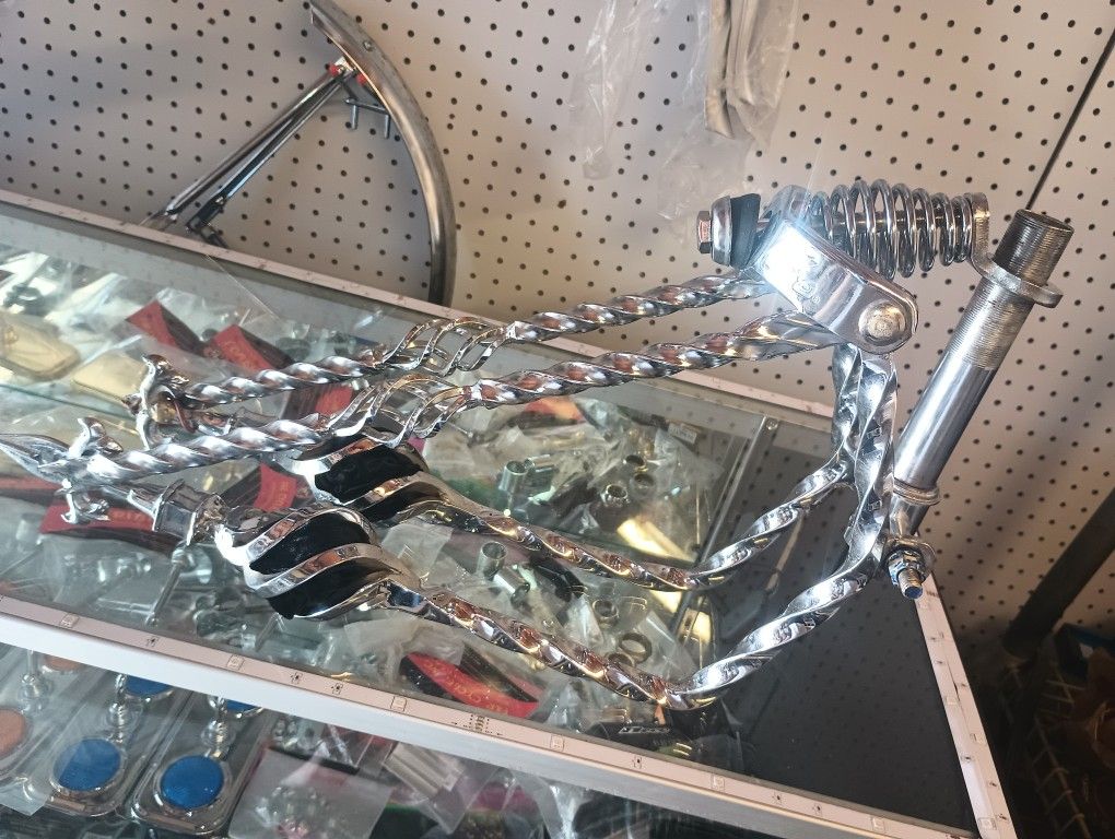 Solid Twisted Spring Fork For 20-in Lowrider Bike