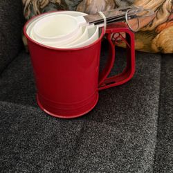 Floor Sifter With Measuring Spoons, $10