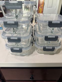 7 Glass Food containers