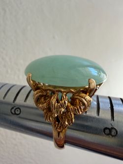 Vintage 14k huge Cabochon jadeite