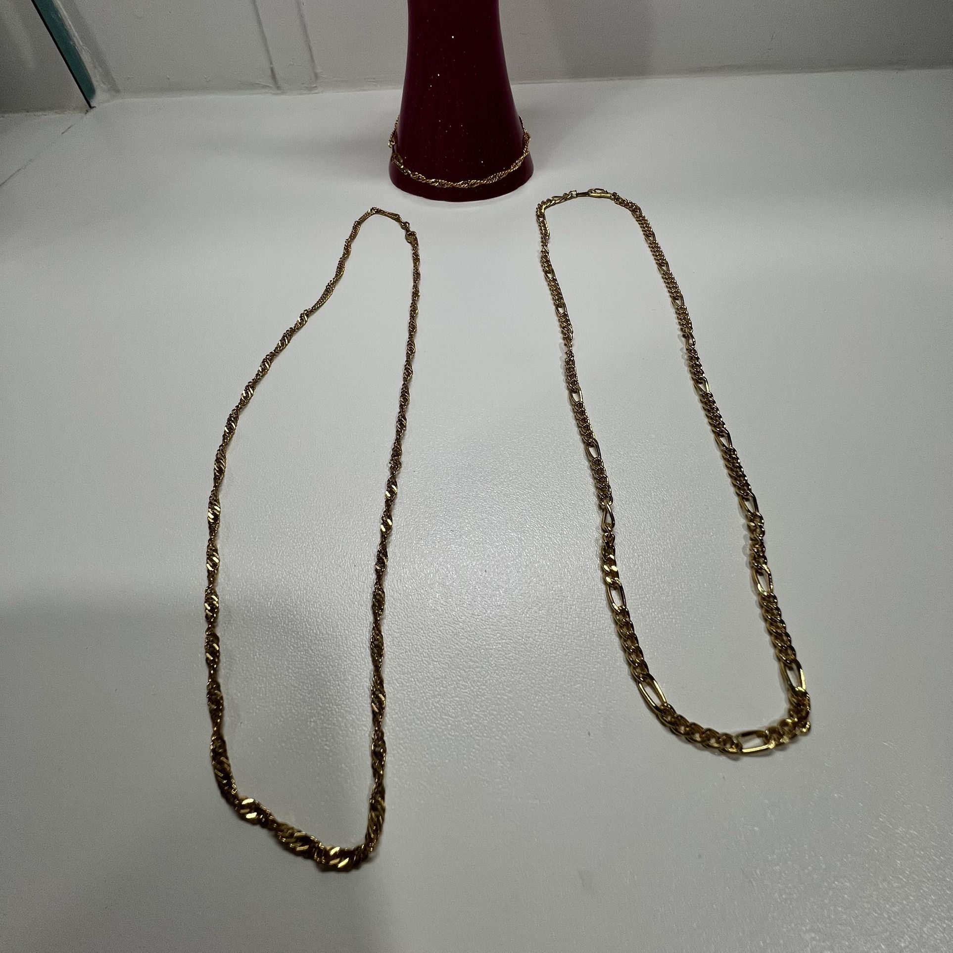 Gold plated 2 pieces necklaces 19” 1 bracelet 7” 3 pieces