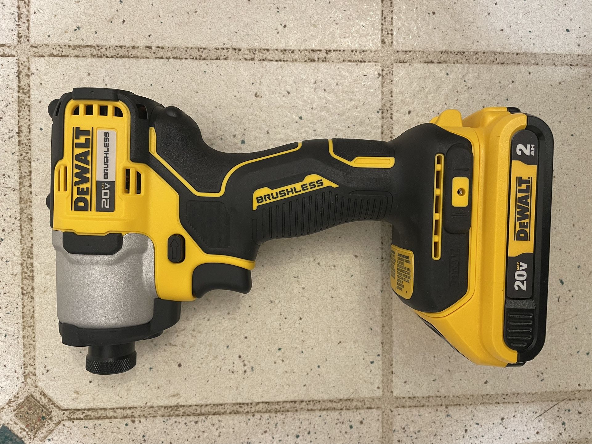 Dewalt Impact Drill Driver With One Battery