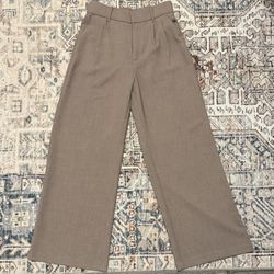 Abercrombie Sloane Tailored Pants NWT - Small Short