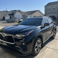 toyota highlander xle awd 2023