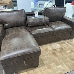 Sleeper Pull Out Sectionals $799-$899
