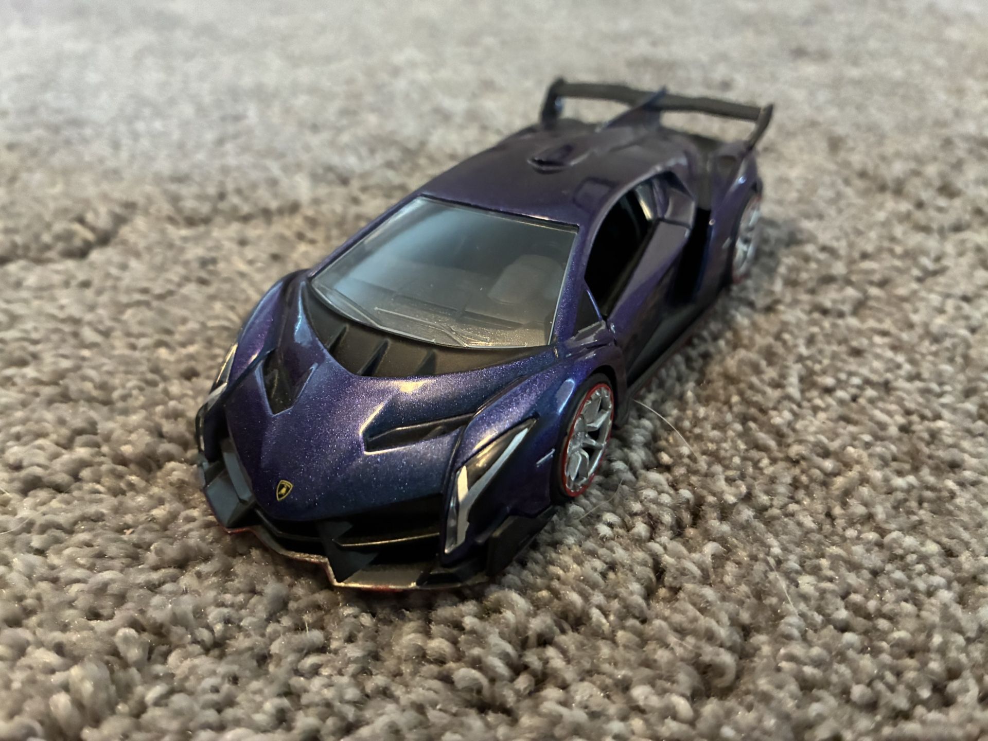 Model Toy Car - Lamborghini Veneno