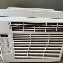 GE Window AC Air Conditioner Unit 
