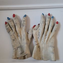 Take One 2007 Halloween Scary Clown Zombie Gloves Hands White Red Blue Nails