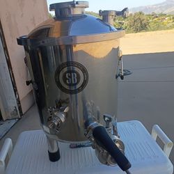 high-end conical fermenter from Spike Brewing, a well-regarded manufacturer based in Milwaukee, WI.