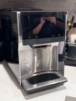 Bosch® 800 Series VeroCafe Piano Black Fully Automatic Espresso Machine