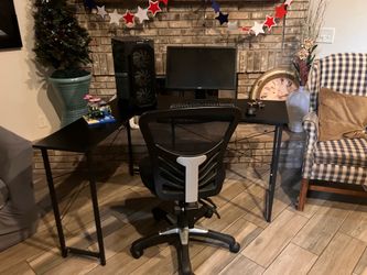Black L Desk
