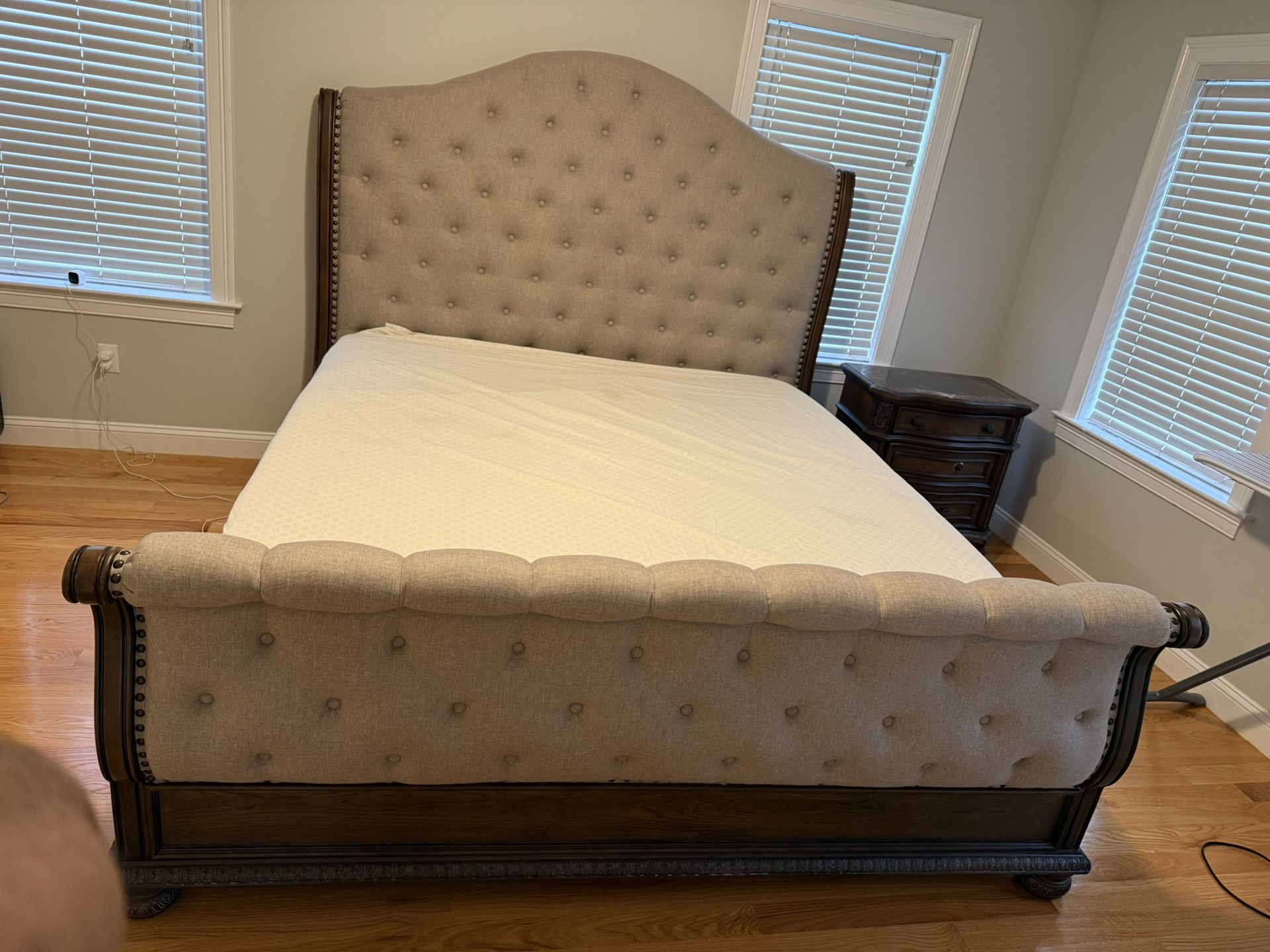 King bed, Vanity set with Ottoman and Nightstand