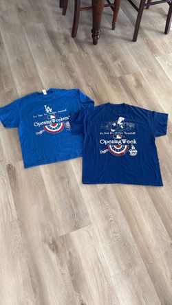 LA LOS ANGELES DODGERS Tshirts Size XL 