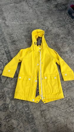 Like New Yellow Raincoat Size 5-6T